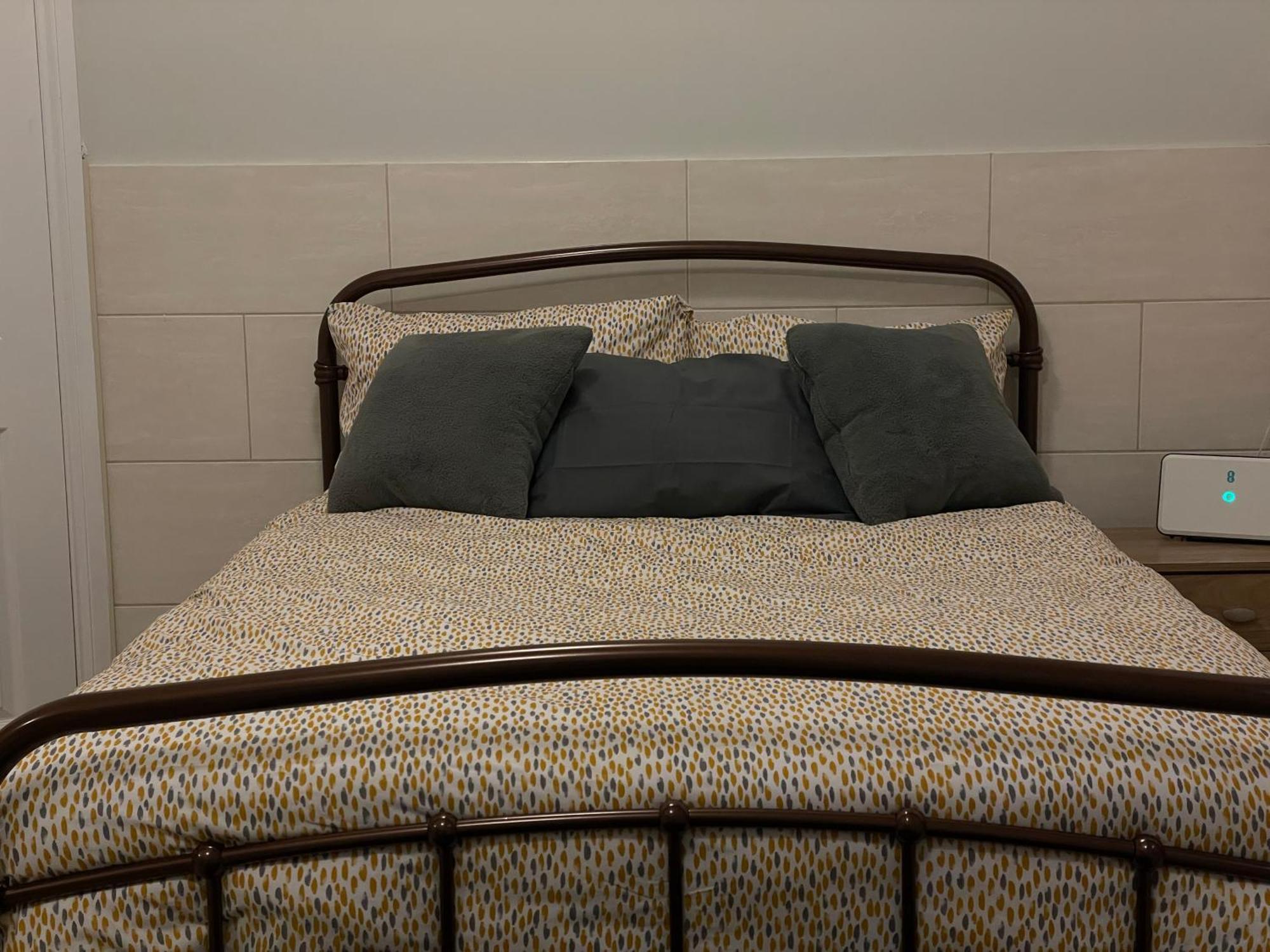 Beanies Lornestreet Four Bed House Apartamento Swindon Exterior foto