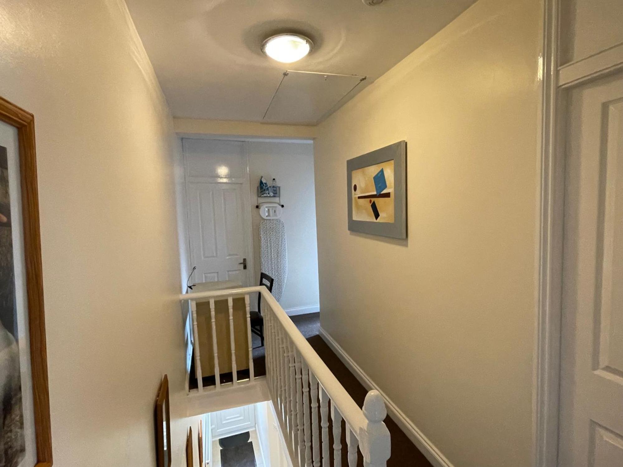 Beanies Lornestreet Four Bed House Apartamento Swindon Exterior foto